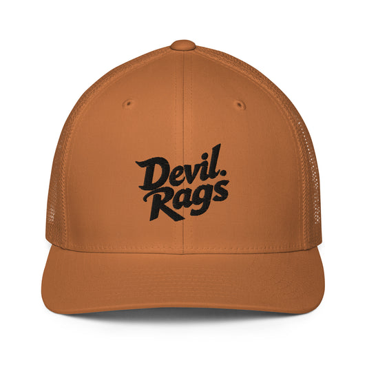 Closed-back trucker cap